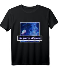 Streetwear Vaporwave Astronaut T-Shirt mit Glitch und VHS Ästhetik  Perfekt für Retro-Fans, Einsamkeit und kreative Styles
